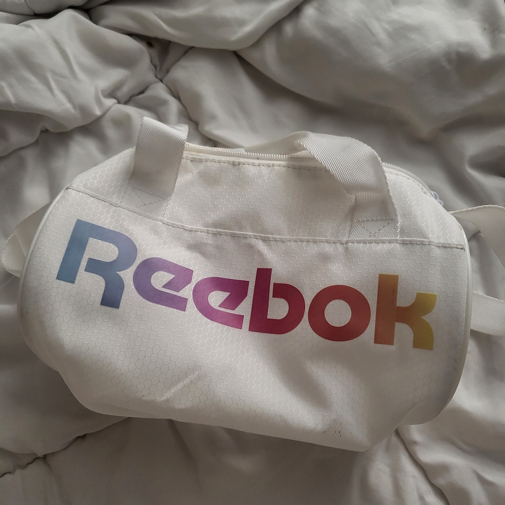 Reebok White Bag with Gradient Logo